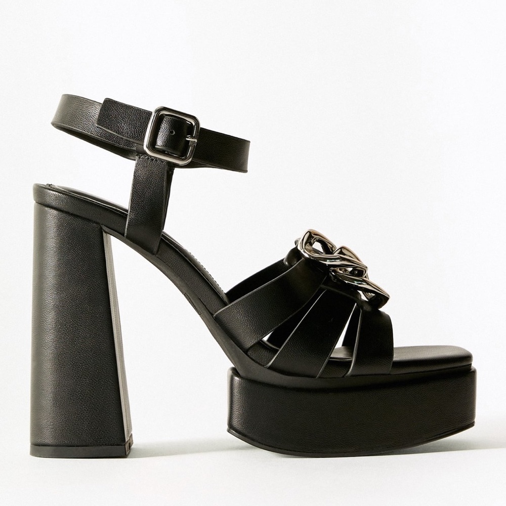 Zara strappy platform heeled sandal size 10
